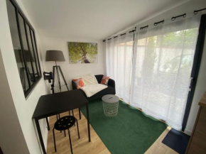 Cozy maisonette in Versailles 15 min from Paris